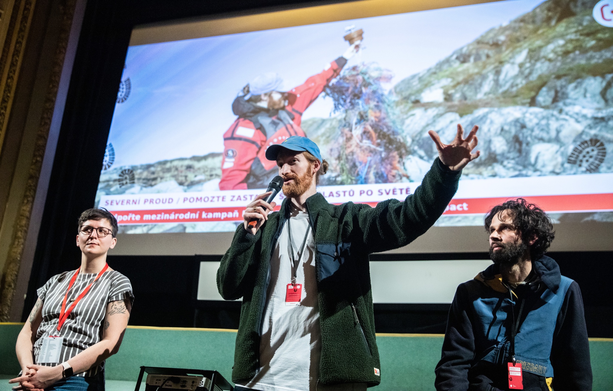 Režisér Steffen Krones na premiéře svého filmu Severní proud. Jeden svět 2022 Režisér filmu Severní porud, Steffen Krones, uvádí svůj film na Jednom světě.